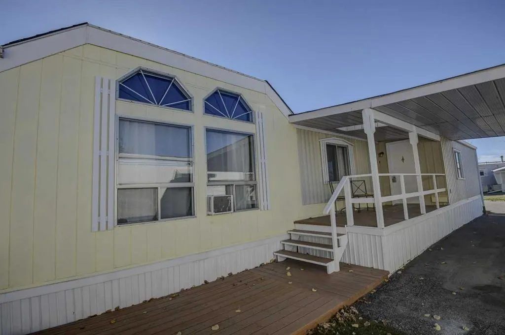 99 Arbour Lake Road NW #71