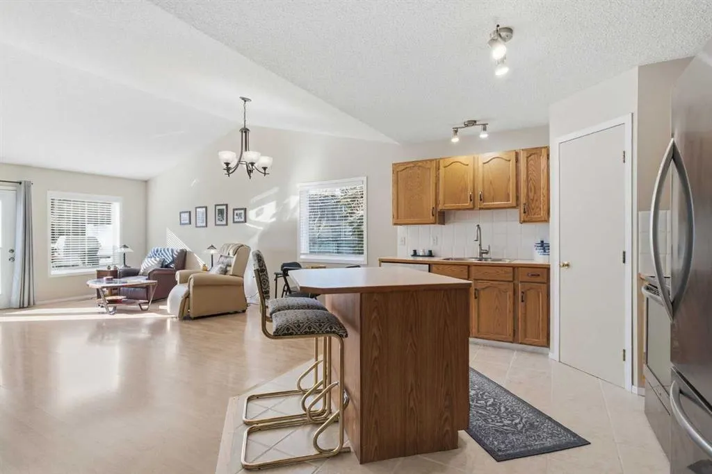 110 Somervale Point SW