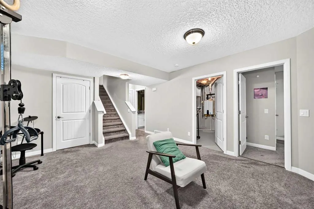 164 Auburn Springs Close SE