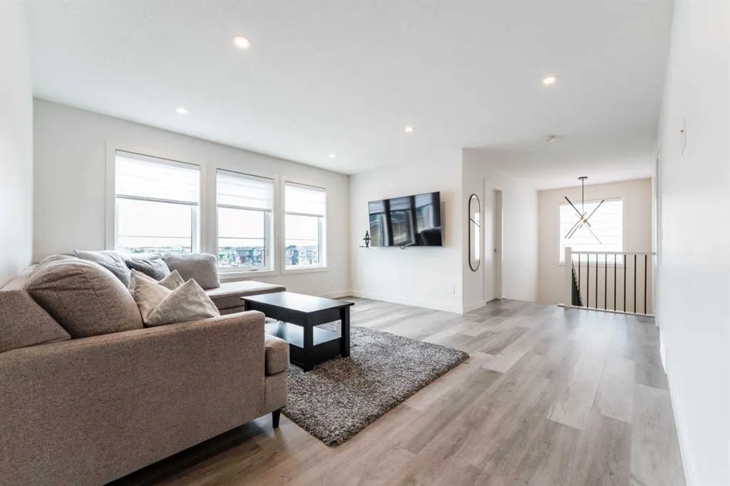 64 Waterford Terrace