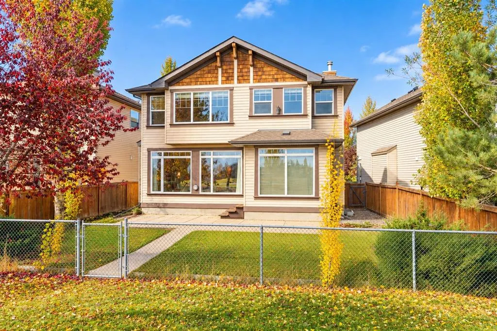 51 Chapalina Terrace SE