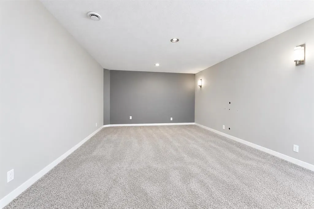 51 Chapalina Terrace SE