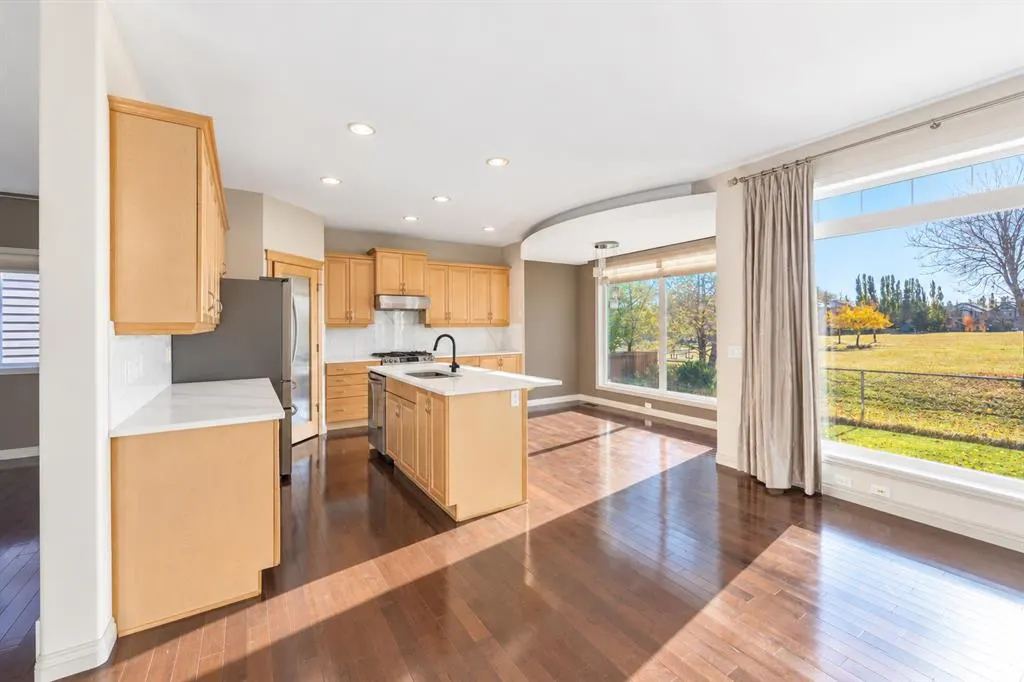 51 Chapalina Terrace SE