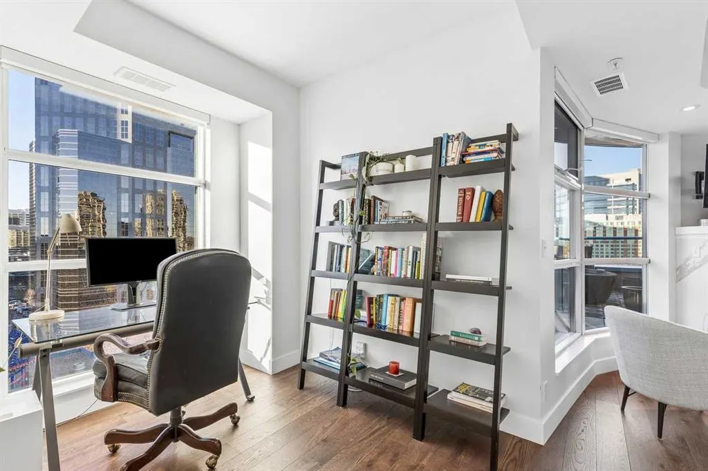 205 Riverfront Avenue SW #1005