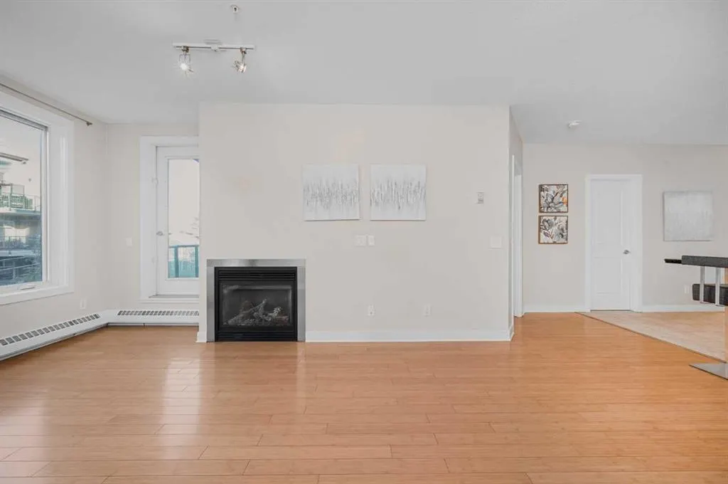 328 21 Avenue SW #310