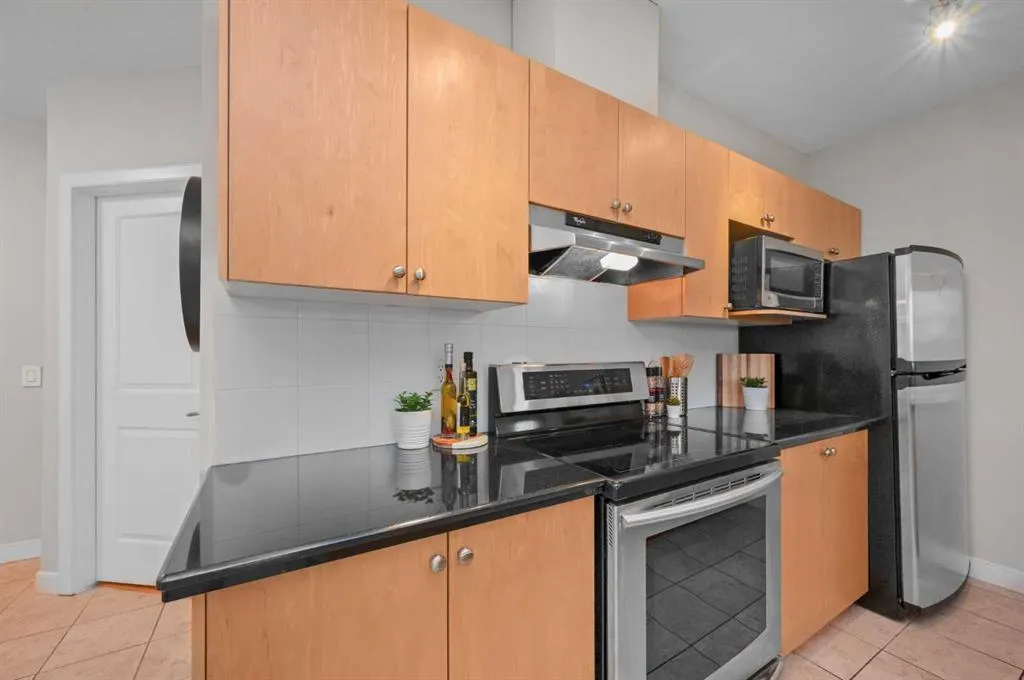 328 21 Avenue SW #310