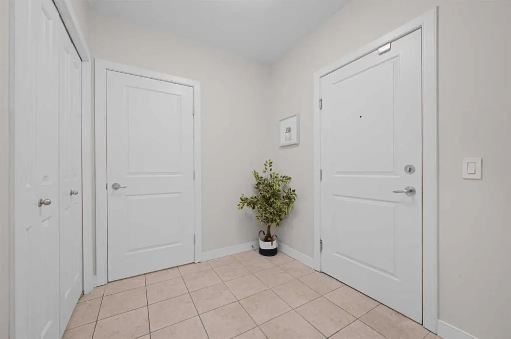 328 21 Avenue SW #310