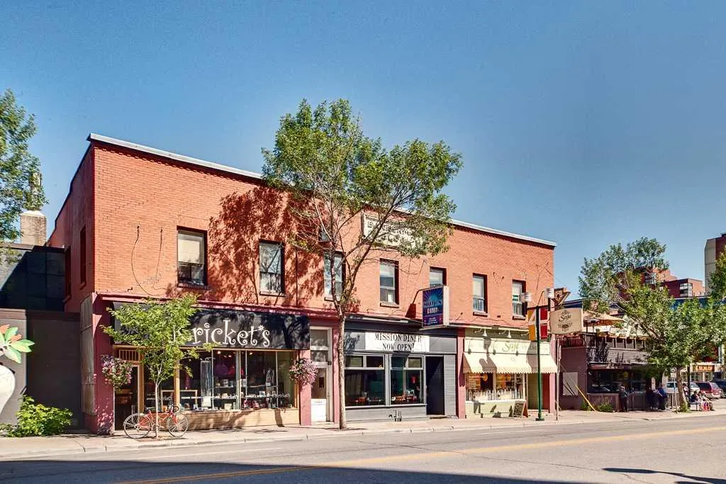 328 21 Avenue SW #310