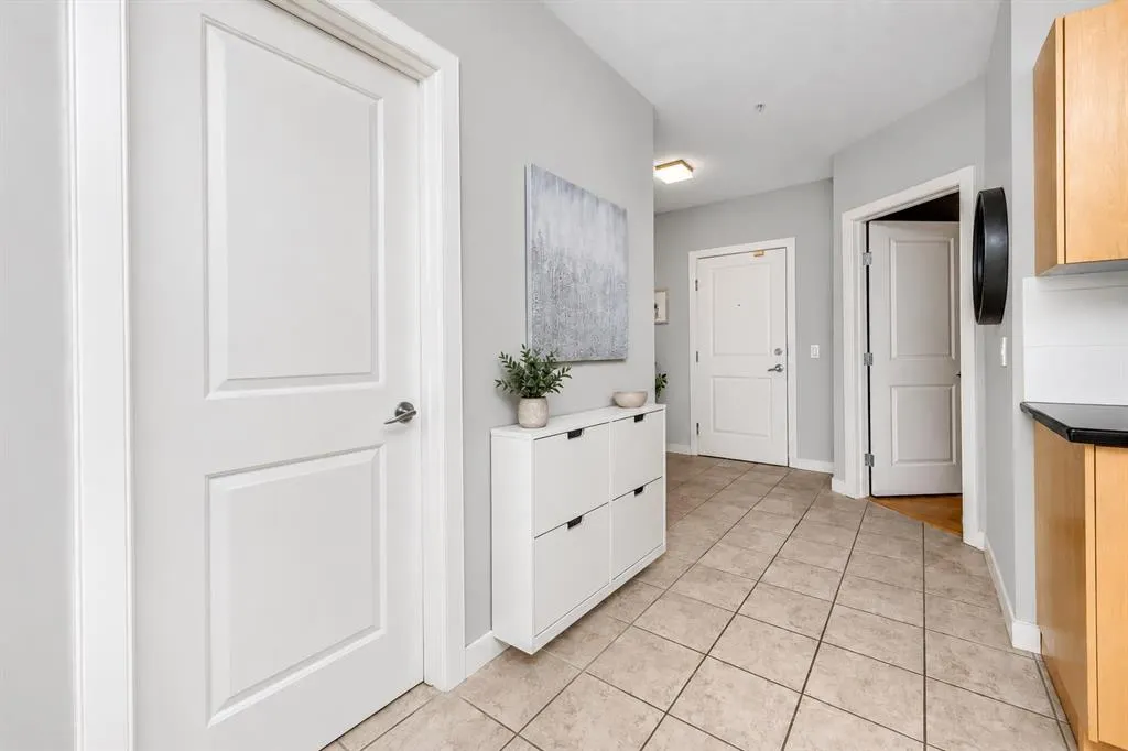 328 21 Avenue SW #310