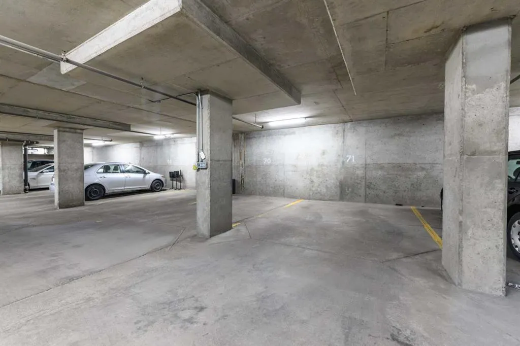 328 21 Avenue SW #310