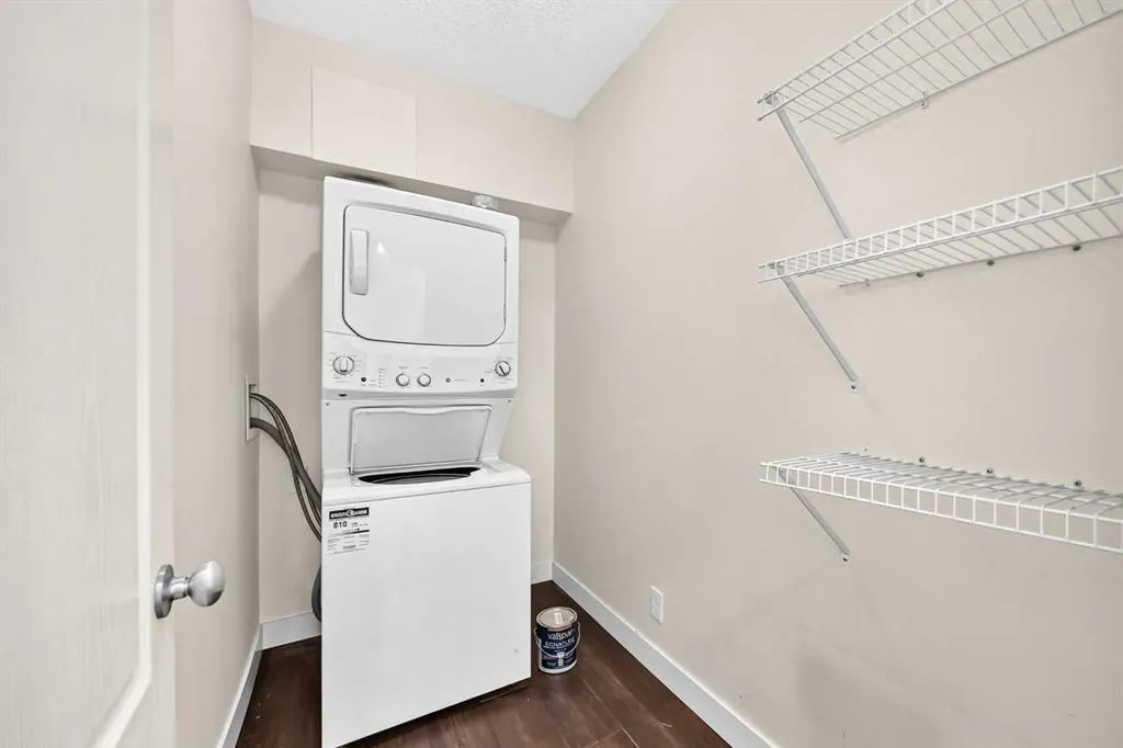 10 Discovery Ridge Close SW #437