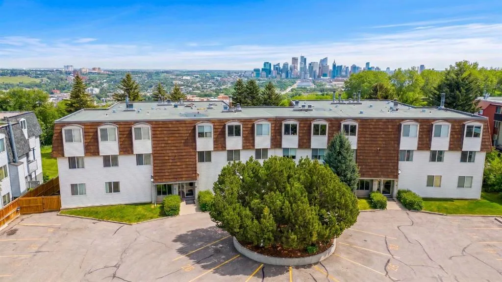 512 Cedar Crescent SW #201