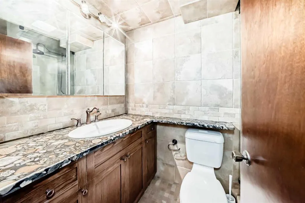 512 Cedar Crescent SW #201
