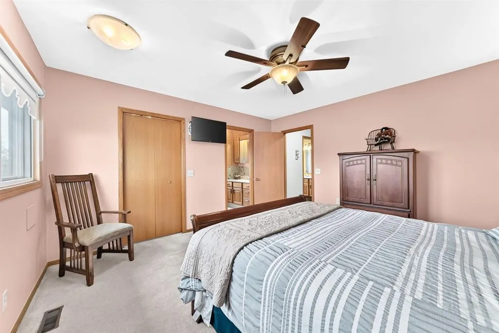 34 Tucker Road SE