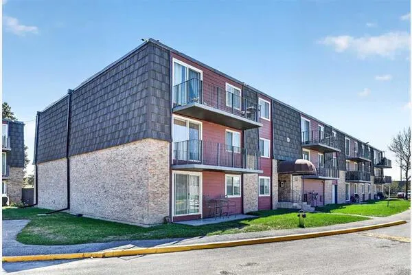 80 Galbraith Drive SW