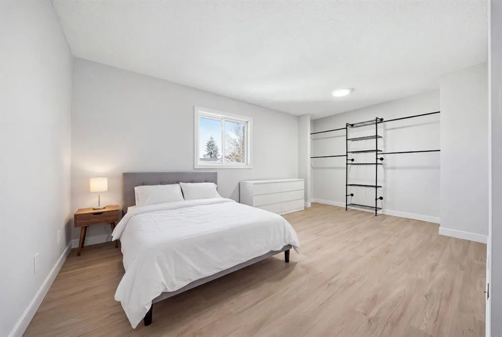 36 Taradale Close NE