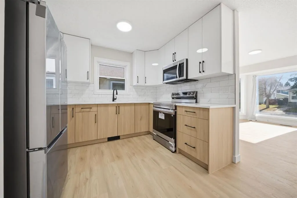 36 Taradale Close NE