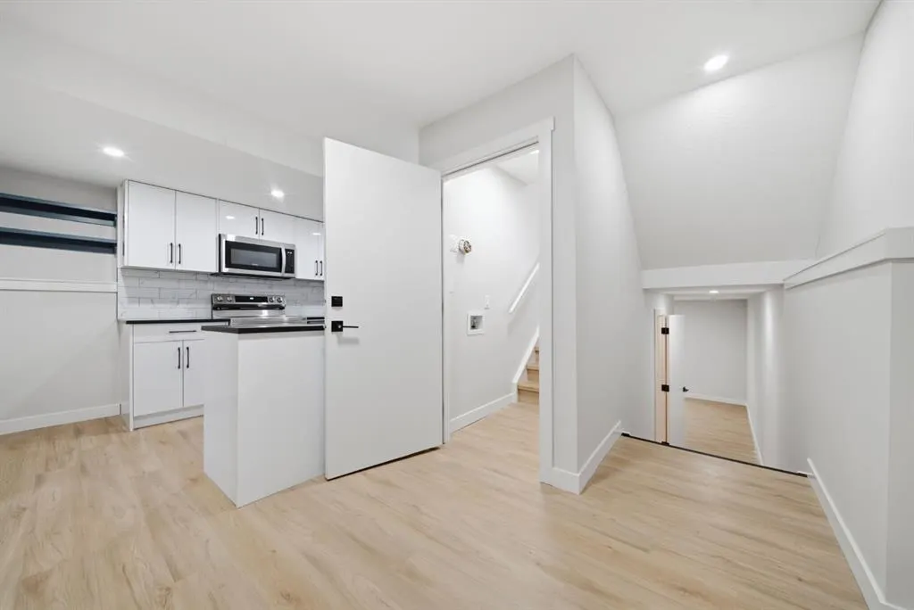 36 Taradale Close NE