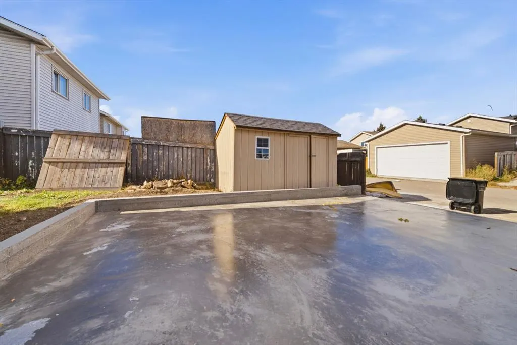 36 Taradale Close NE