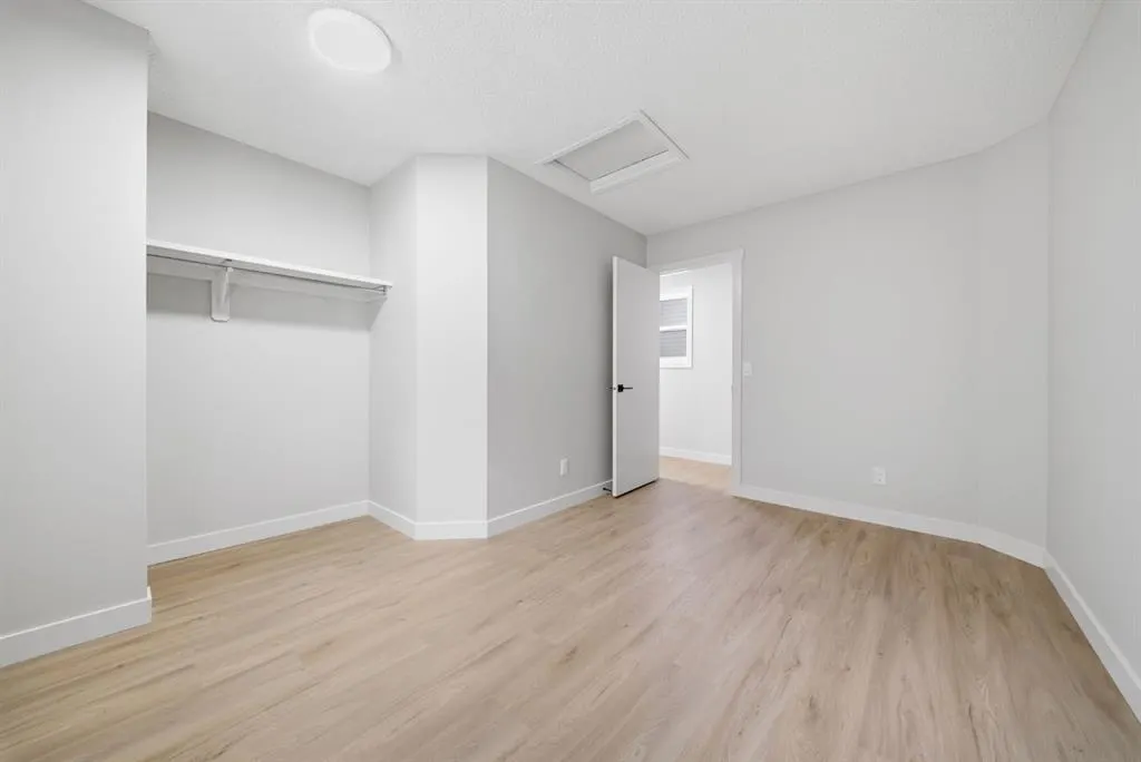 36 Taradale Close NE