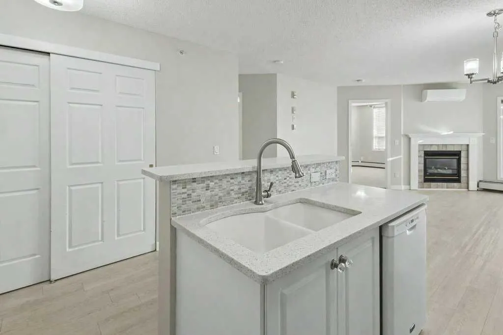 270 Shawville Way SE #408