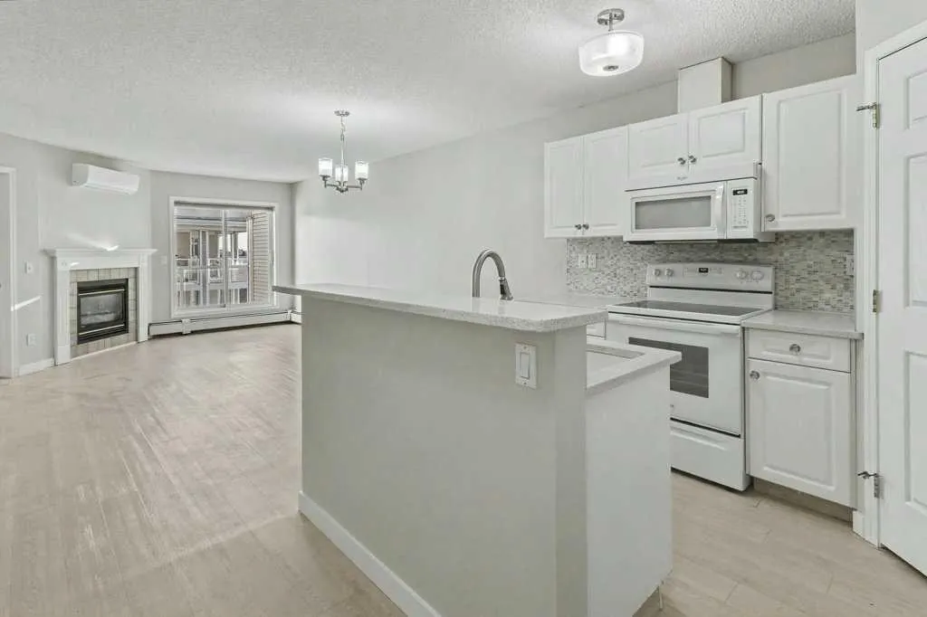 270 Shawville Way SE #408