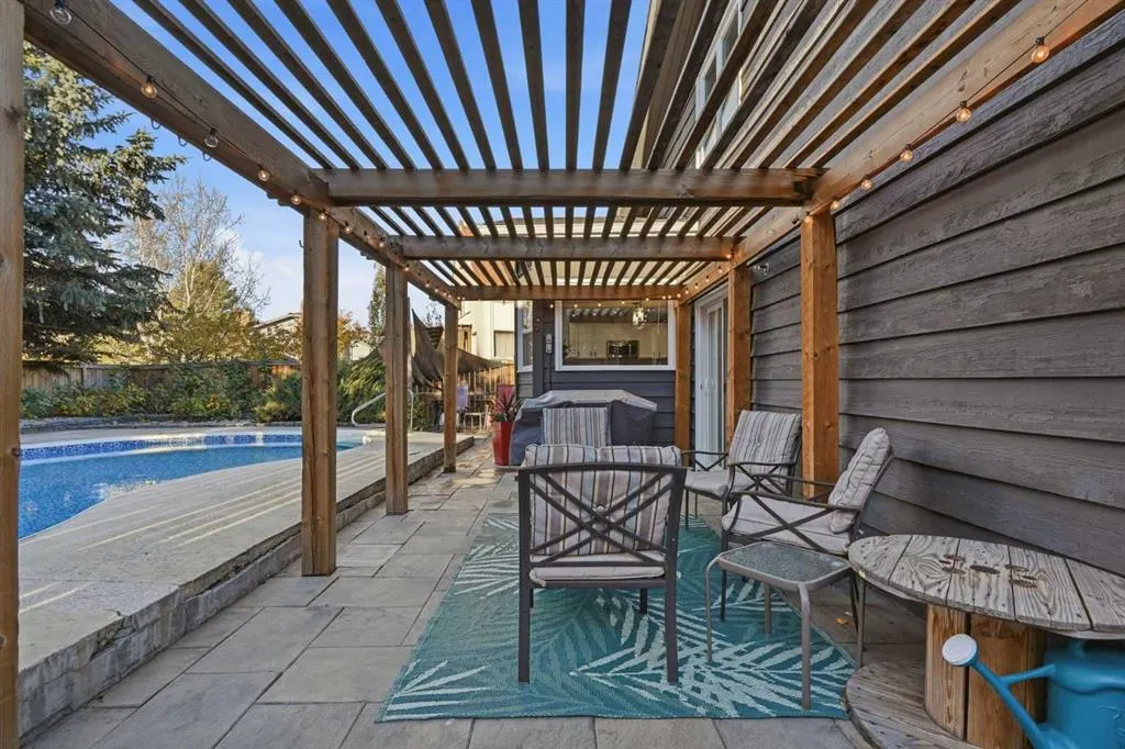181 Woodbend Way