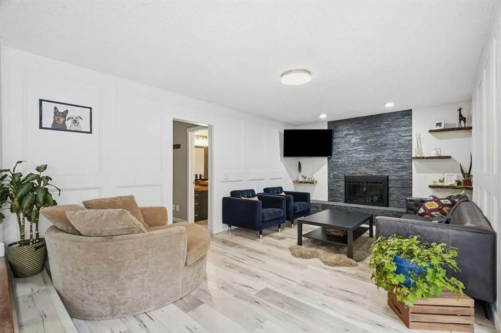 181 Woodbend Way