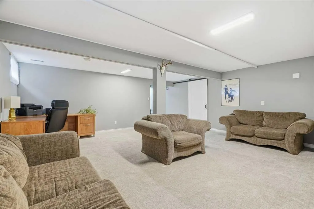 181 Woodbend Way