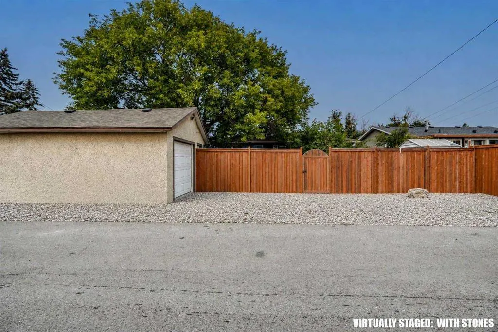 5404 Valentine Crescent SE