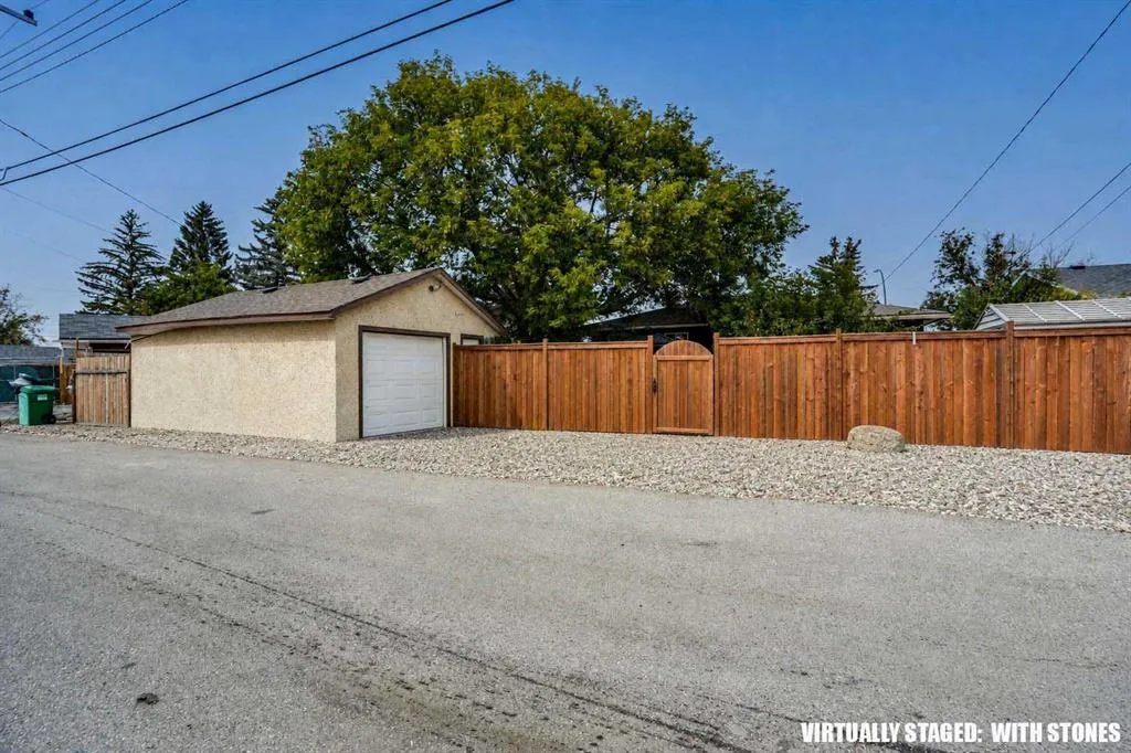 5404 Valentine Crescent SE