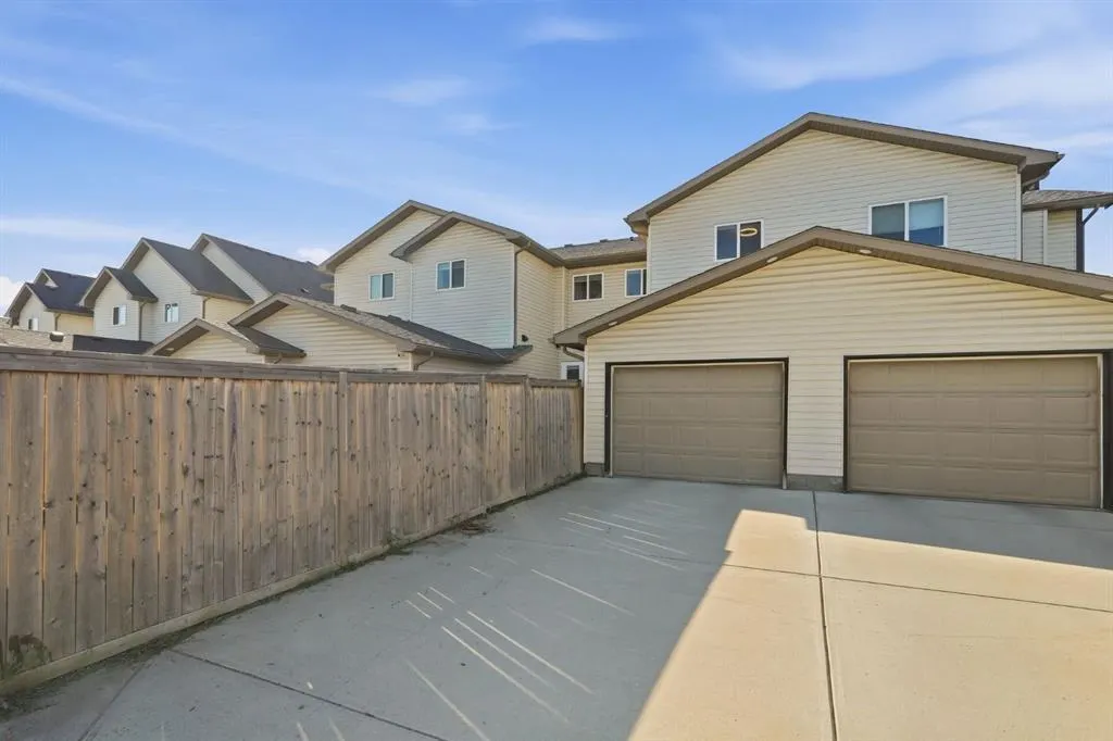 102 Clydesdale Way