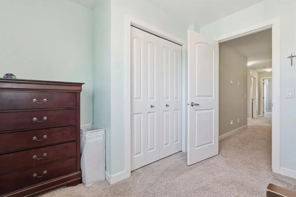 102 Clydesdale Way