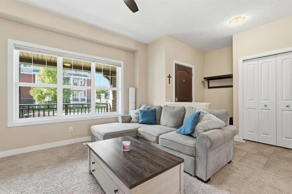 102 Clydesdale Way