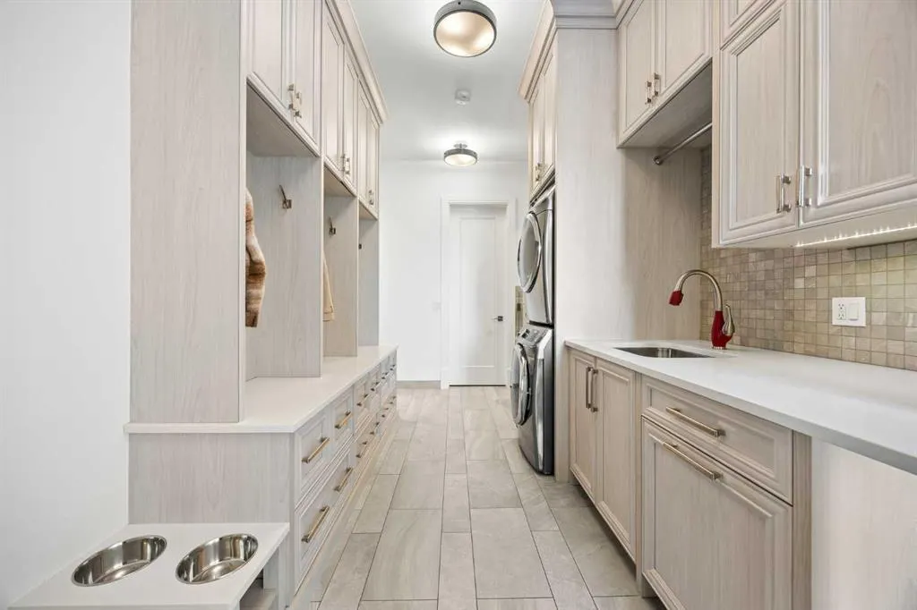 11 Mckendrick Point