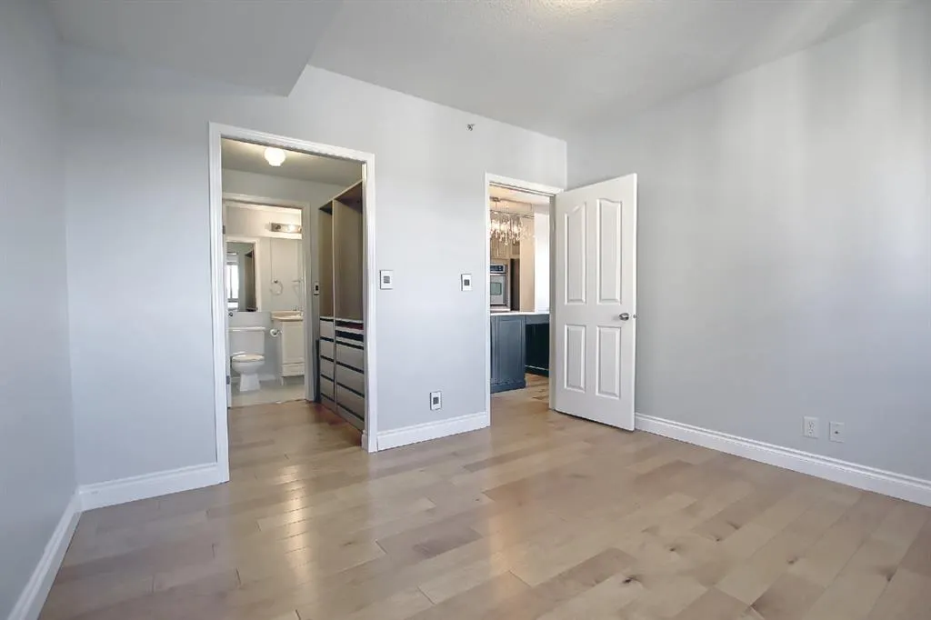 683 10 Street SW #1705