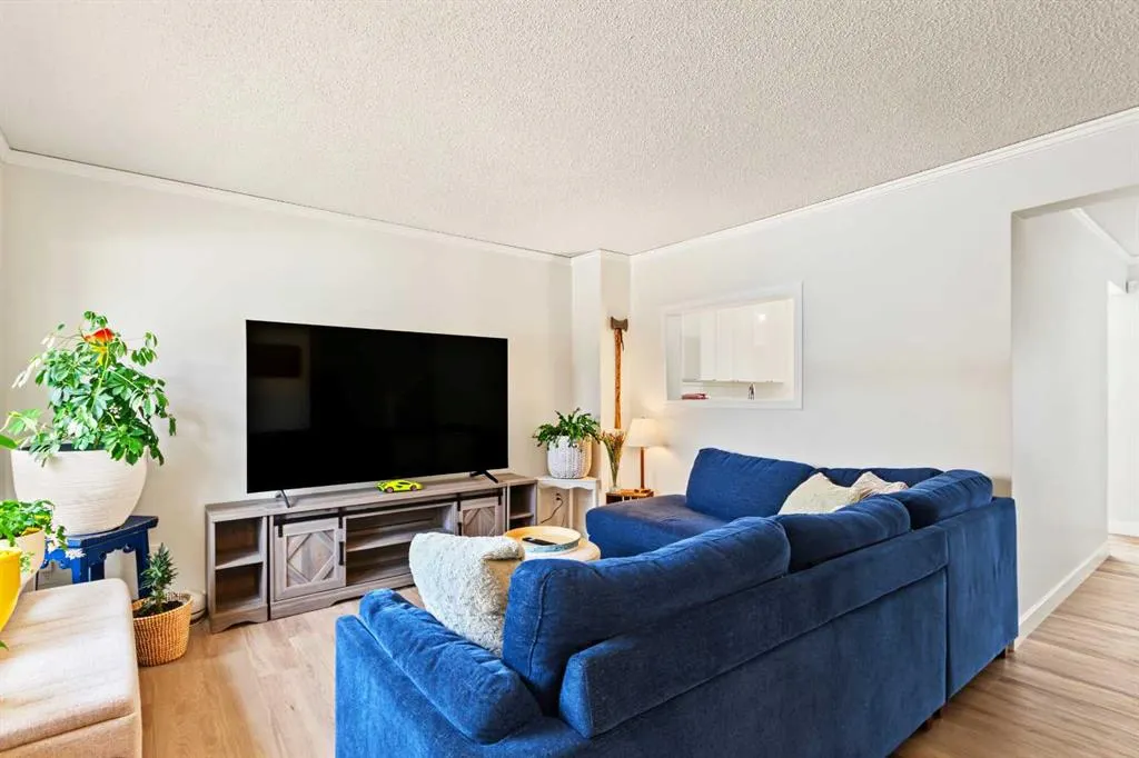 132 Shawmeadows Road SW