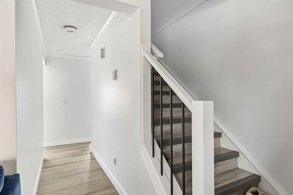 132 Shawmeadows Road SW