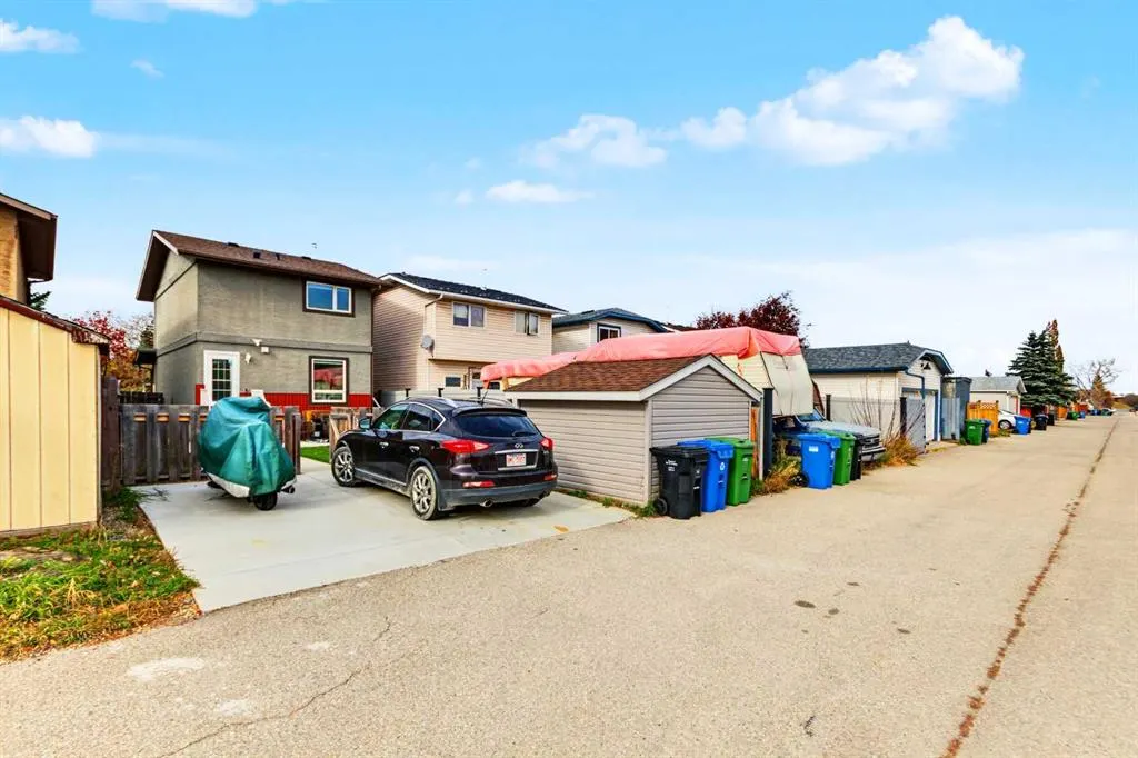 132 Shawmeadows Road SW