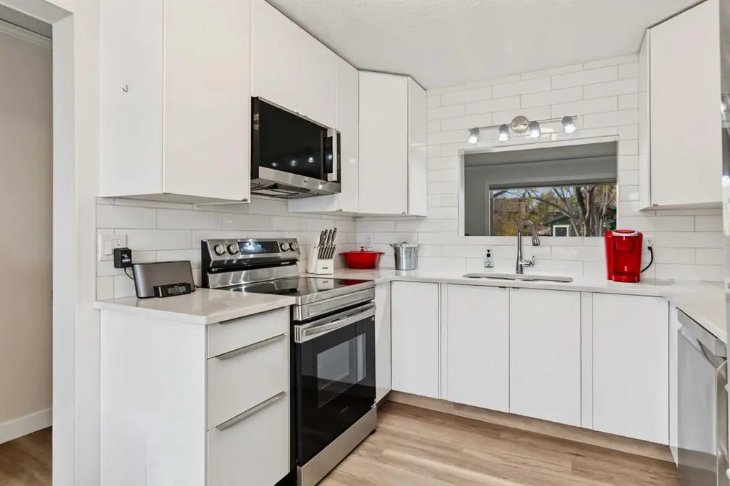 132 Shawmeadows Road SW