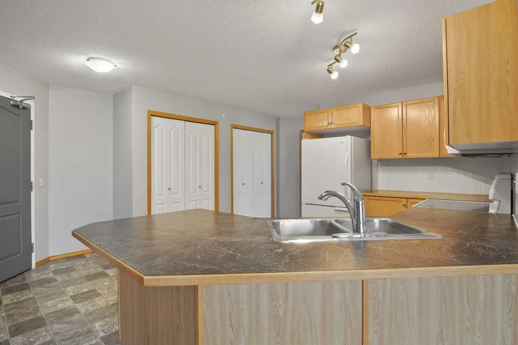 260 Duston Street #304