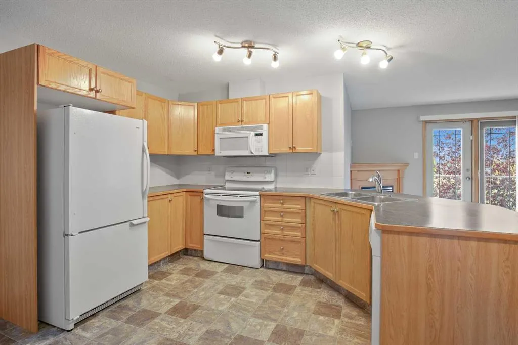 260 Duston Street #304