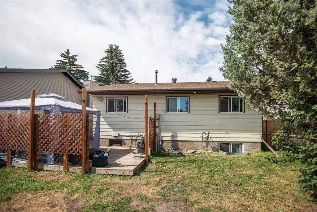 168 Eastman Crescent