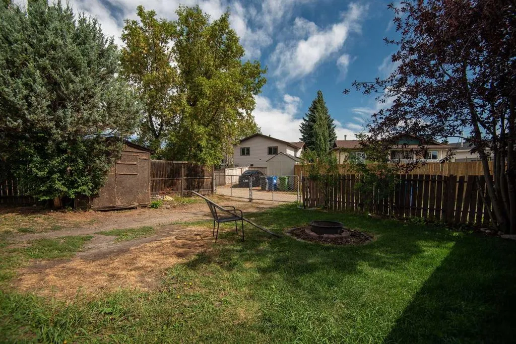 168 Eastman Crescent
