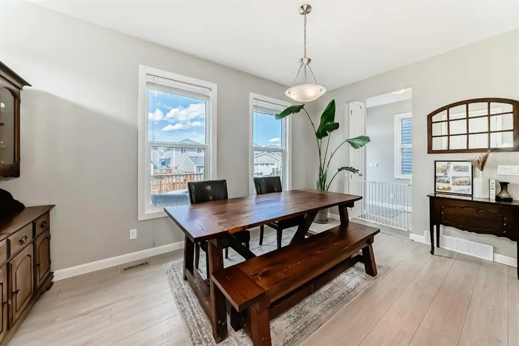 403 River Heights Crescent