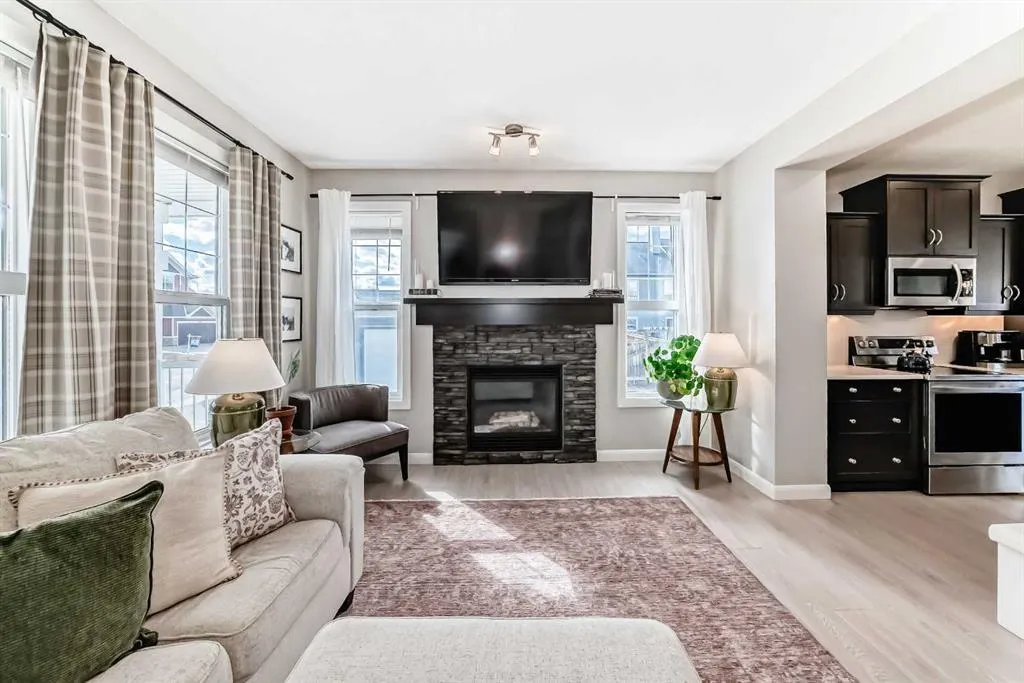 403 River Heights Crescent