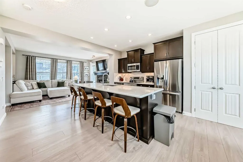 403 River Heights Crescent