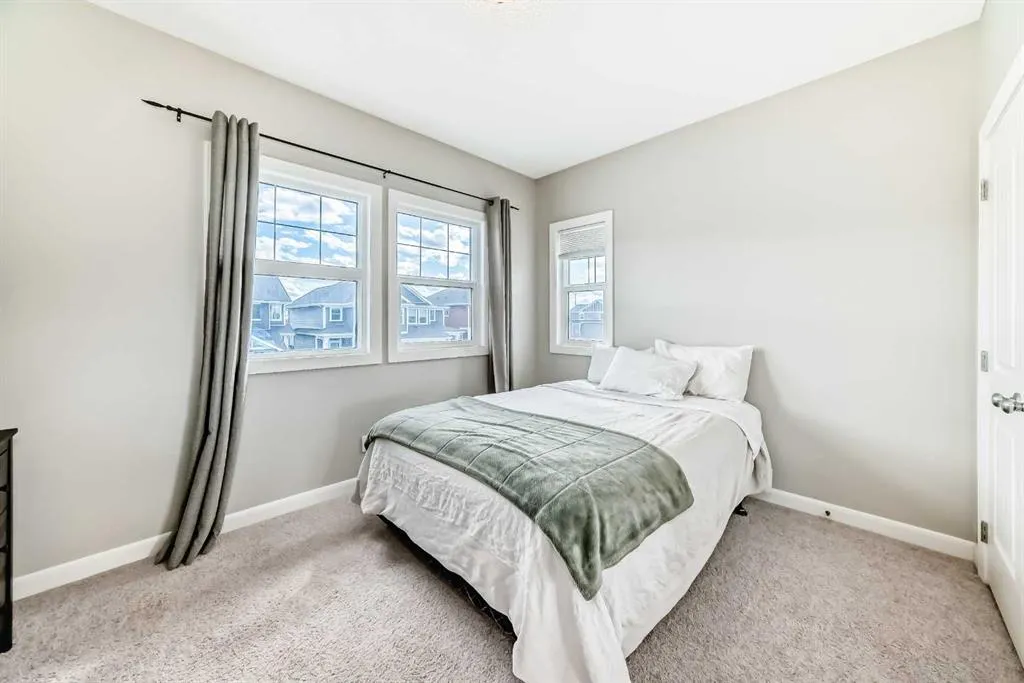 403 River Heights Crescent