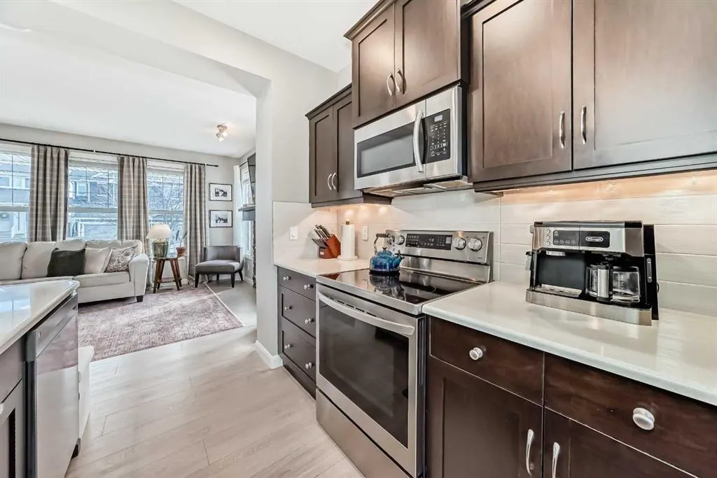 403 River Heights Crescent