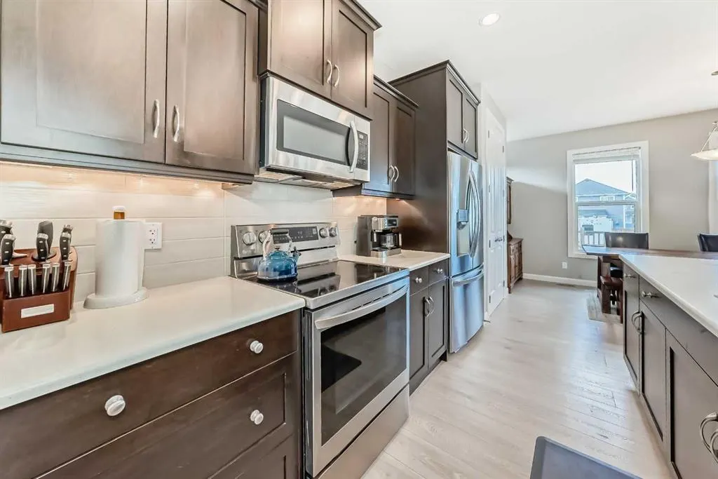 403 River Heights Crescent